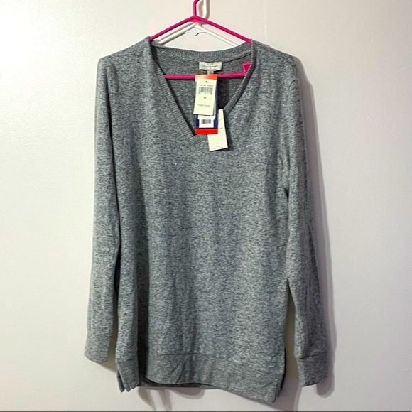 Lucky Brand Vneck Sweater in Heathered Grey Size M - Picture 1 of 1